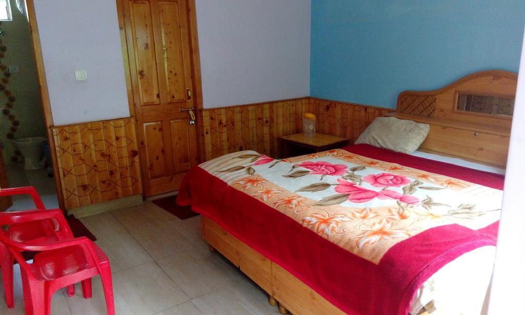 Suraj Cottage Manali Bilik gambar