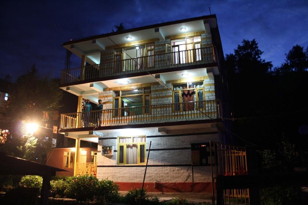 Suraj Cottage Manali Luaran gambar