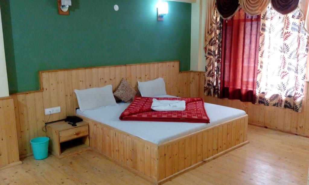 Suraj Cottage Manali Luaran gambar